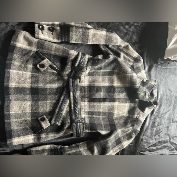 Point Zero belted coat - Picture 2 of 4